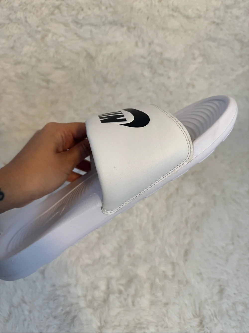 Men’s Nike slides size 11